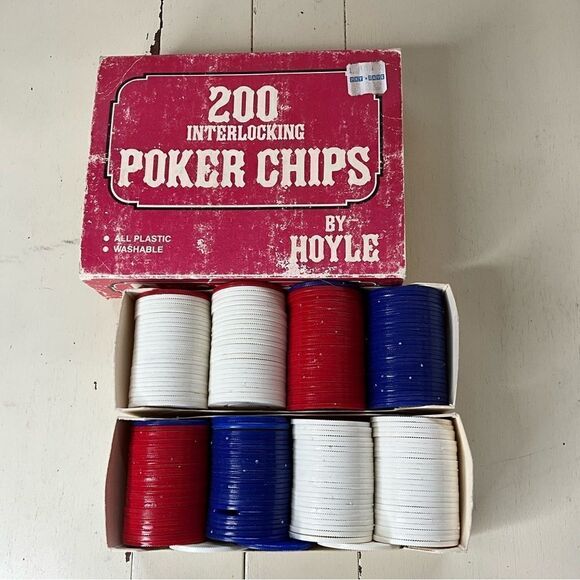 Hoyle Vintage Poker Chips Plastic in Original Box - Picture 2 of 3